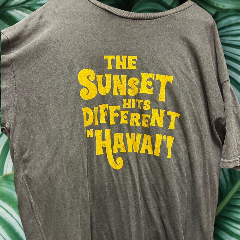 “The sunset hit different in Hawaii” T-shirt from Short Stack Hawaii - XL